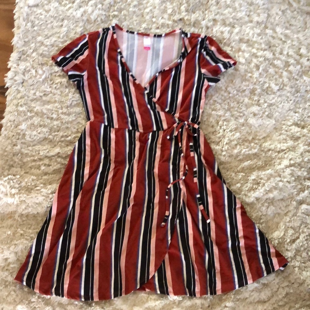Wrap dress beautiful rust, pink, black
